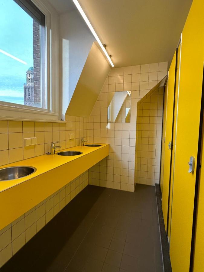 זוולה Hostel & Bar De Basis מראה חיצוני תמונה