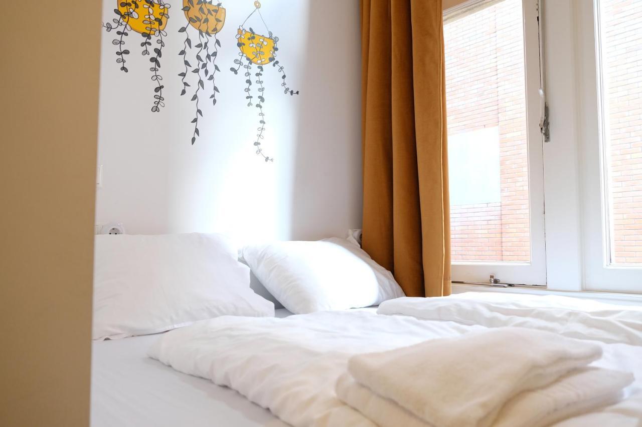 זוולה Hostel & Bar De Basis מראה חיצוני תמונה